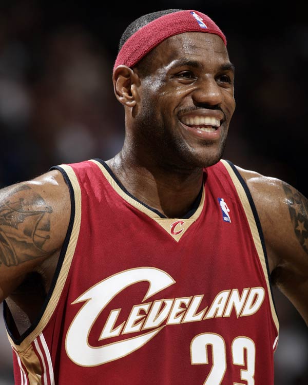 热刺vs富勒姆首发：里沙利松、穆阿尼先发，贝里瓦尔出战（热刺战富勒姆首发出炉：里沙利松、穆阿尼先发，贝里瓦尔登场）