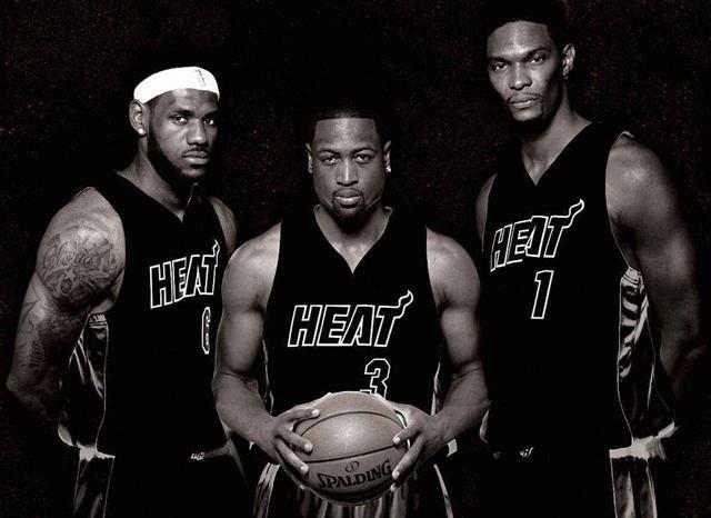 萨利巴身价上涨至9000万欧，成为世界上身价最高的后卫（萨利巴身价升至9000万欧，登顶全球最贵后卫）