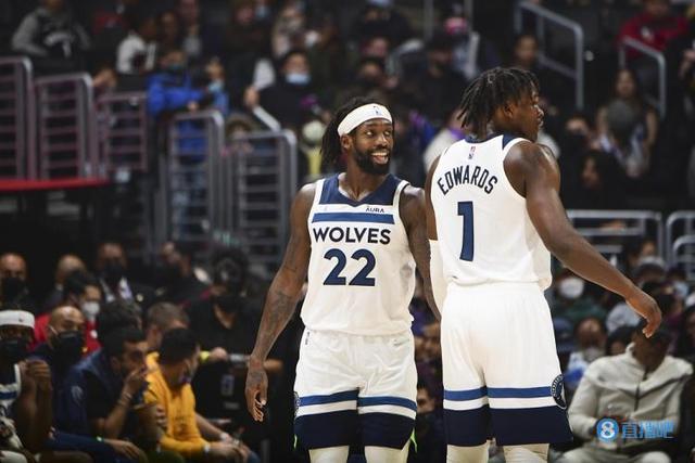 体图：加盟多特之前，施洛特贝克曾与萨利在后者家中会面（体图：签约多特前，施洛特贝克曾在萨利家中会谈）