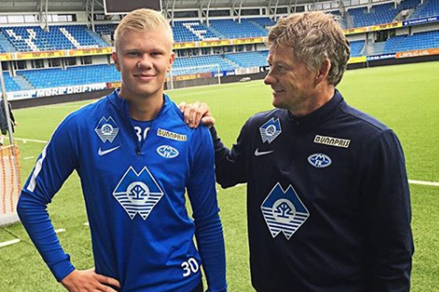 澳超半场：博雷洛远射造险，西悉尼流浪者0-0布里斯班狮吼（澳超半场战报：博雷洛远射制造威胁，西悉尼流浪者暂0-0布里斯班狮吼）