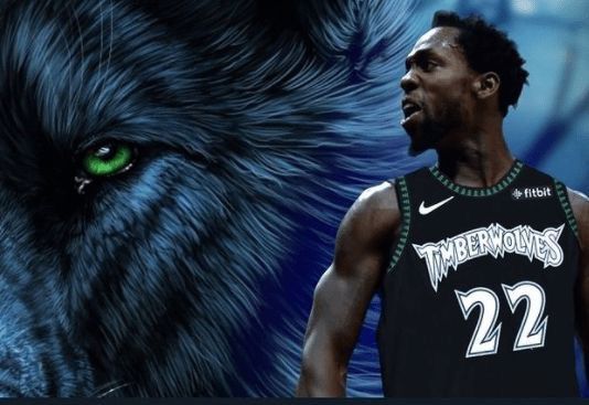 豪门俱乐部官宣主帅续约，合同长达三年（豪门球队官宣与主帅续约，三年长约达成）