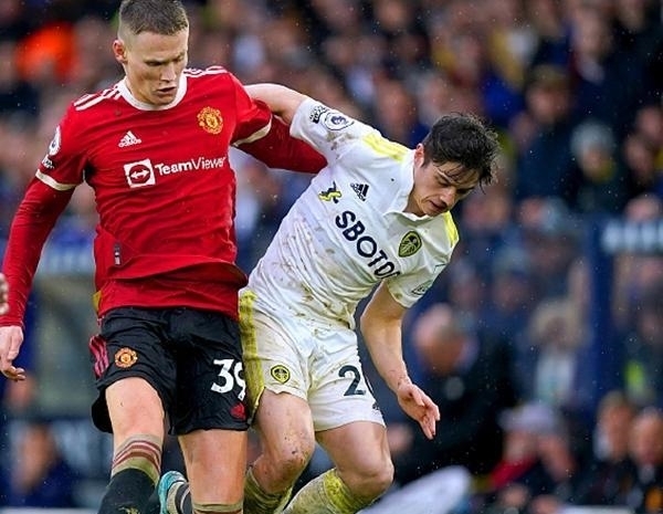 德布劳内：还没和球队谈续约 先让自己变的更强（德布劳内：尚未与球队谈续约，先专注提升自己）