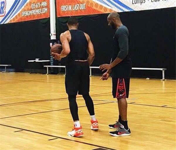 巴列卡诺前锋：为波兰效力将是种荣誉，不知能否实现（巴列卡诺前锋：若能为波兰出战将深感荣幸，能否成行尚未可知）